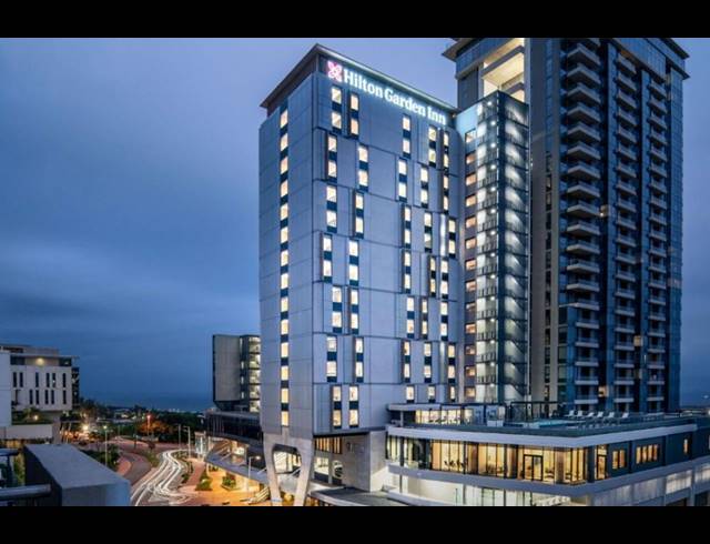 2 BEDROOM APARTMENT FOR SALE IN UMHLANGA RIDGE